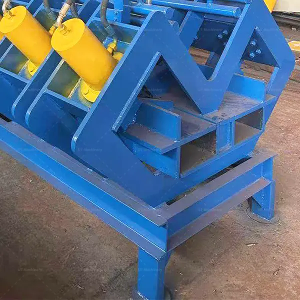 Dual discharge ports of hydraulic wood chips briquette press machine for high ROI