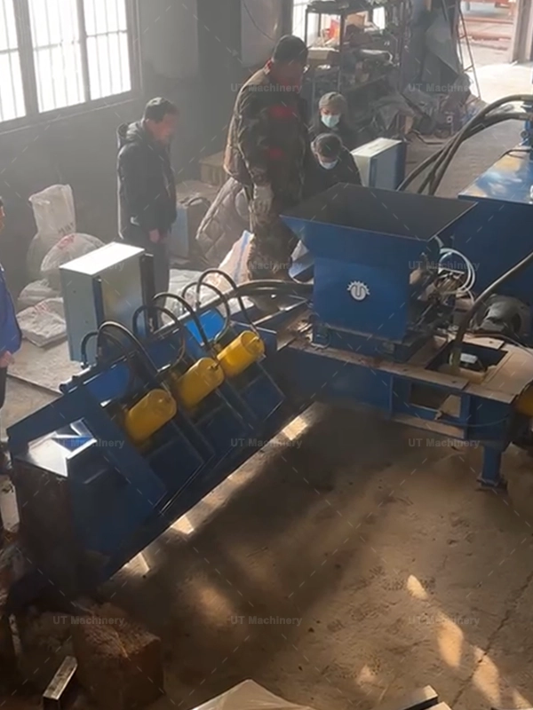 UT Machinery hydraulic coco peat briquette machine running in factory for moisture-controlled pressing